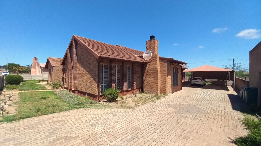4 Bedroom Property for Sale in Vredenburg Western Cape